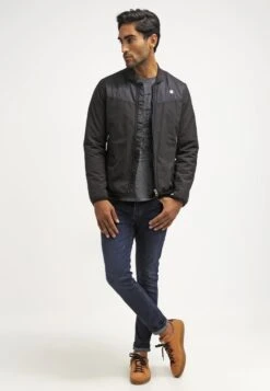 Pier One Slim Fit Jeans - Dark Blue Denim -Beste Kleding Winkel c901861aec0f4cfbb41f667760b7d8ba