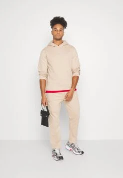 Pier One Hoodie - Tan 15 Pier One Hoodie - Tan -Beste Kleding Winkel c90dfdefac3342ac8338cc9b43b7ec66