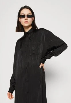 Monki Blousejurk - Black Jaquard 11 Monki Blousejurk - Black Jaquard -Beste Kleding Winkel cc1805152a2c4feebf4ccff5c4c5c2d8