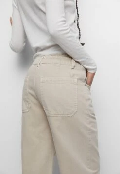 PULL & BEAR Straight Fit - Broek - Sand -Beste Kleding Winkel ce232fbec0fa4b77b6df30e2f1c76cdf