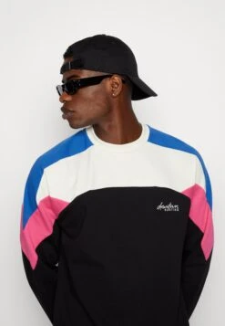 Kaotiko Crew Dru Unisex - Sweater - Ivory/Black/Royal/Fuxia -Beste Kleding Winkel ce79c7d5746741fa861651ecb2bee09a