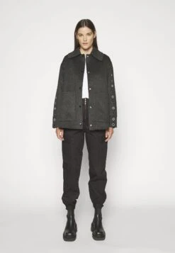 Sandro Oversize Double Face Coat With Eyelet - Halflange Jas - Gris Foncé 13 Sandro Oversize Double Face Coat With Eyelet - Halflange Jas - Gris Foncé -Beste Kleding Winkel d1788a61fcc14b19a7e93c77ce13ac00