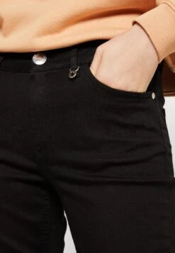 Mos Mosh Alli Hybrid- Flared Jeans - Black 13 Mos Mosh Alli Hybrid- Flared Jeans - Black -Beste Kleding Winkel d3ad4a0ad8474739bbcda590e4d93e0d