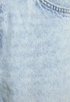 BERSHKA Vintage - Straight Leg Jeans - Light Blue -Beste Kleding Winkel d6e839b15c9248f9a7f720b5a4856a5d