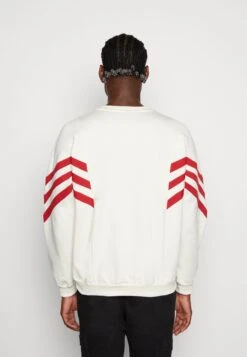 Crew Clint Kfc By Kaotiko - Sweater - Ivory/Rubi 10 Crew Clint Kfc By Kaotiko - Sweater - Ivory/Rubi -Beste Kleding Winkel d954aa77c1974b2fa64c904b4ee71699