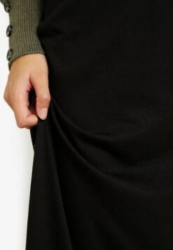 Maxirok - Black -Beste Kleding Winkel e3e924a5764c4615a5521ba33d9fb165