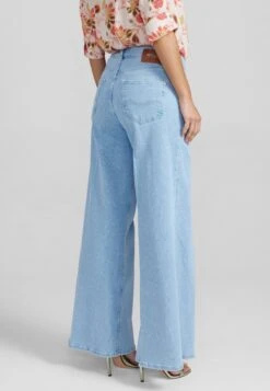 Mos Mosh Hailee Boyd - Bootcut Jeans - Light Blue -Beste Kleding Winkel e4e9147e1aa24feab81f7ae7ca32bc1d