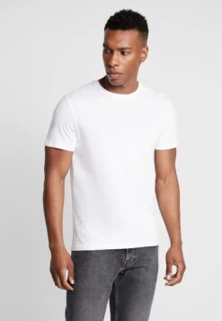 Pier One 3 Pack - T-Shirt Basic - White -Beste Kleding Winkel e50b2210dfa14aeebbb37ff387ca1259