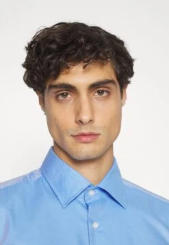 Boss Hank- Zakelijk Overhemd - Light Pastel Blue -Beste Kleding Winkel e58ea85b16e145008d760932497ab86f