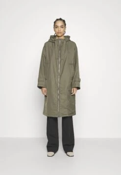Marc O'Polo Coat Long Padded Fixed Hood Zipper Drawstring Waist - Parka - Olive Crop -Beste Kleding Winkel e8301f35293c4838b1beeb8452123219