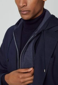 Hackett London Sports W Hooded Bib - Blazer - Navy Blue 14 Hackett London Sports W Hooded Bib - Blazer - Navy Blue -Beste Kleding Winkel ebf2d88a839a473391c1214250fe81b6