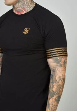 SikSilk Elastic Cuffed- T-Shirt Print - Black 10 SikSilk Elastic Cuffed- T-Shirt Print - Black -Beste Kleding Winkel fc6ae5e555494009ac79de7e45830b09