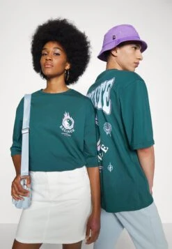 YOURTURN Unisex - T-Shirt Print - Dark Green 13 YOURTURN Unisex - T-Shirt Print - Dark Green -Beste Kleding Winkel fe5ef4cb5395447e83c346caef2d848b